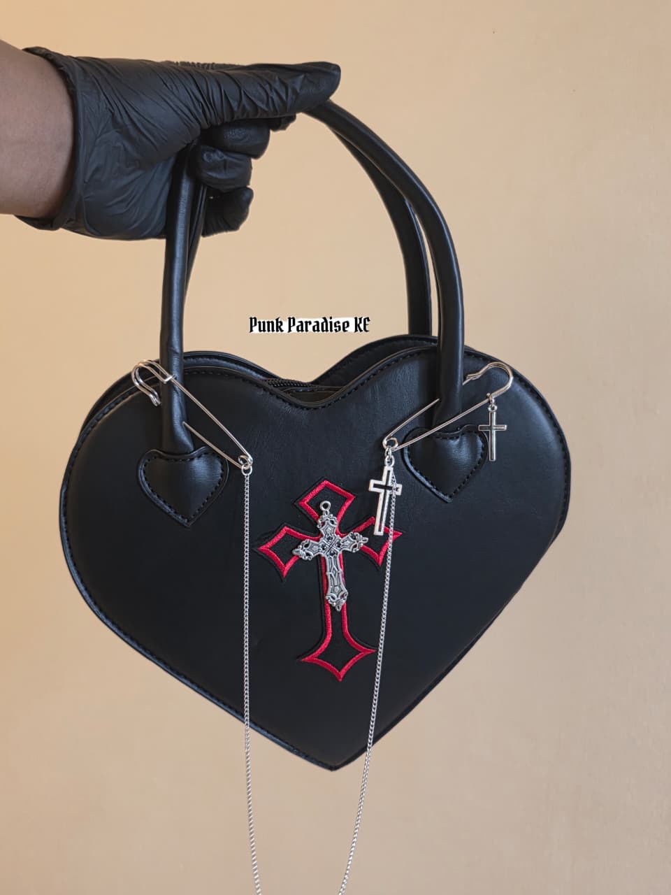 Heart cross bag